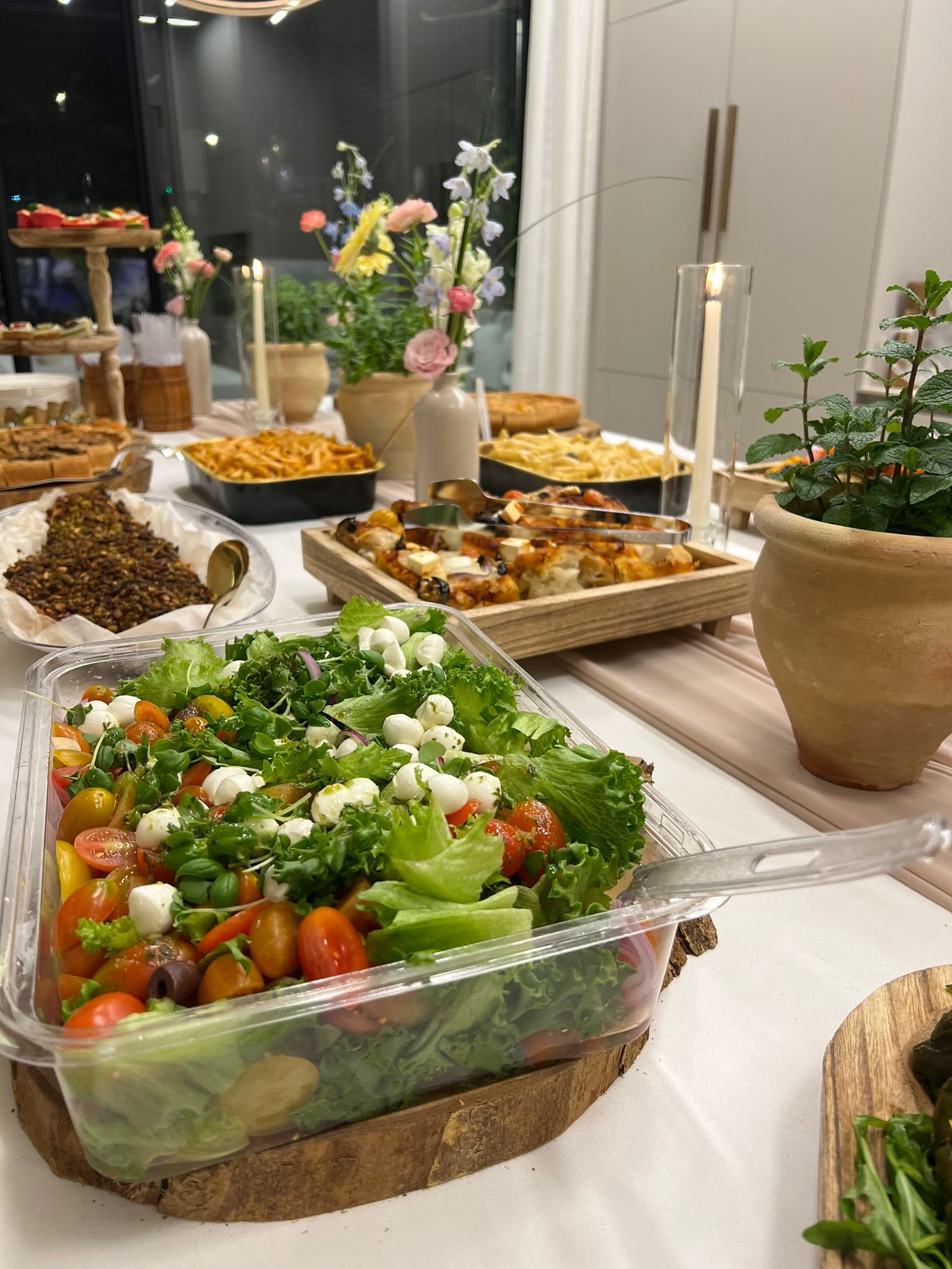 2025/12/1000234431.jpg צהריים / ערב 40-50 סועדים – תמונה 1