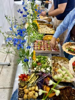 צהריים/ערב 70-80 סועדים