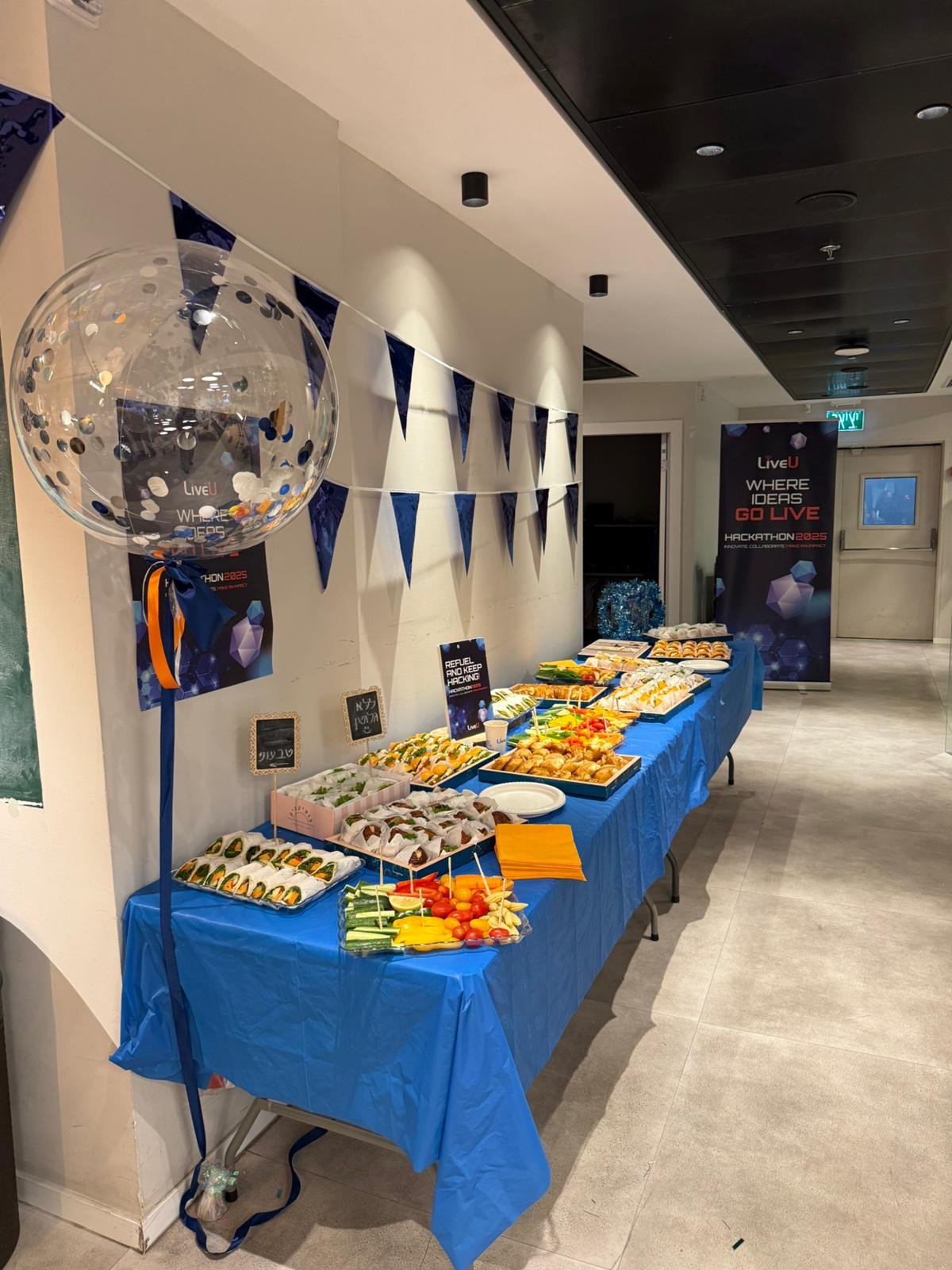 2025/12/1000234464.jpg בוקר פינגר 100-120 סועדים – תמונה 1