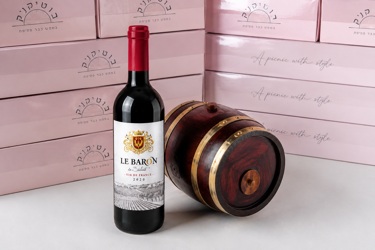2026/07/1000350667.png Le Baron Vin de France אדום 330 מ"ל – תמונה 1